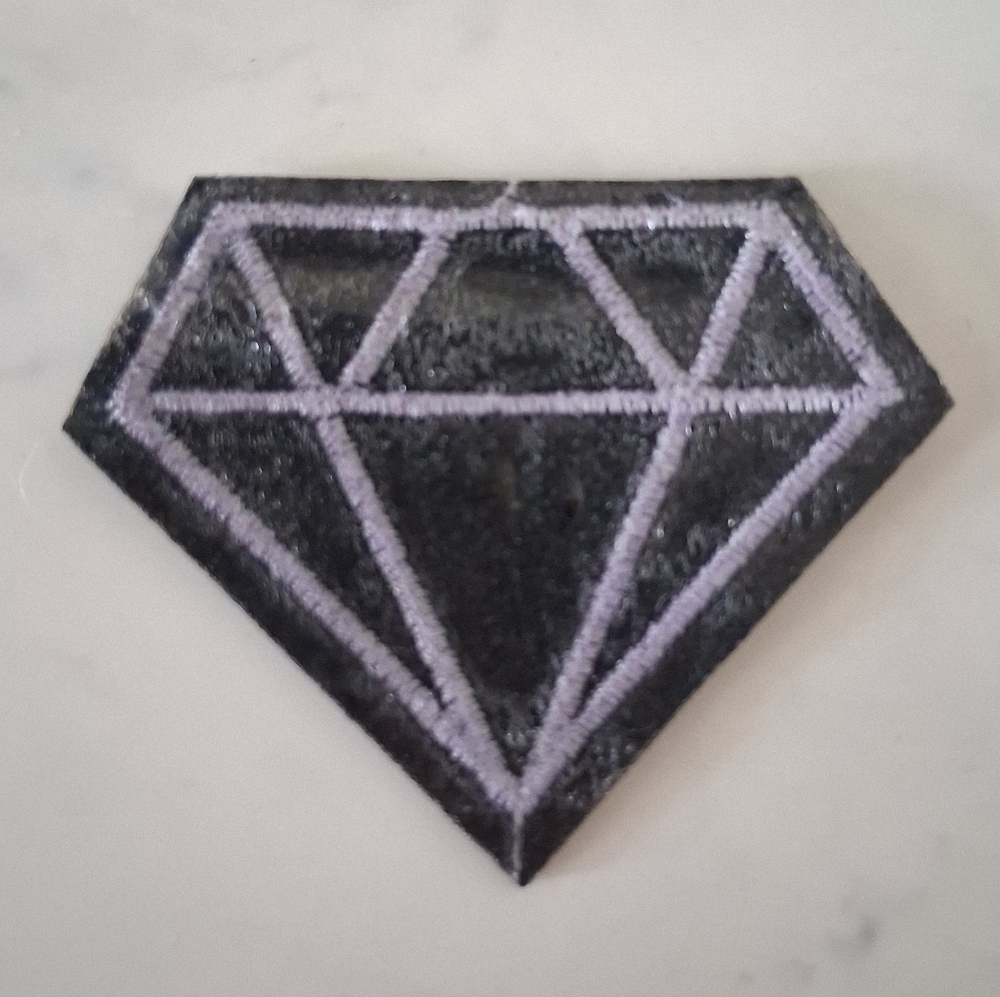 Diamond Design Patch - Picture 2 of 3